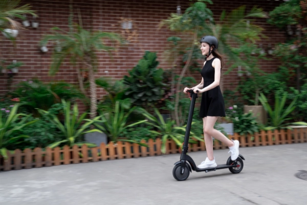 Foldable Lightweight Electric Scooter